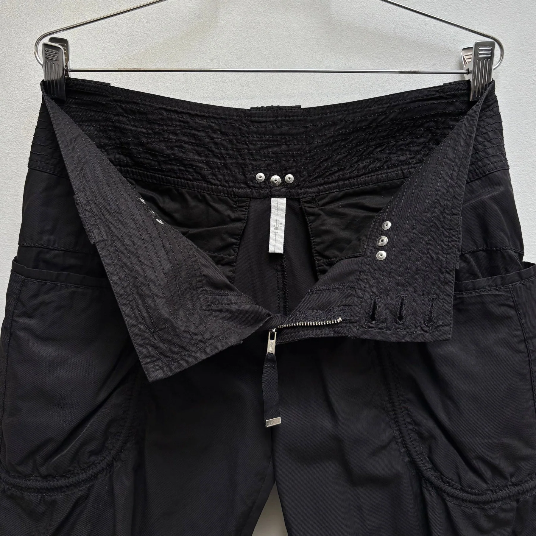 HIGH USE Parachute Capris Pants - Image 14