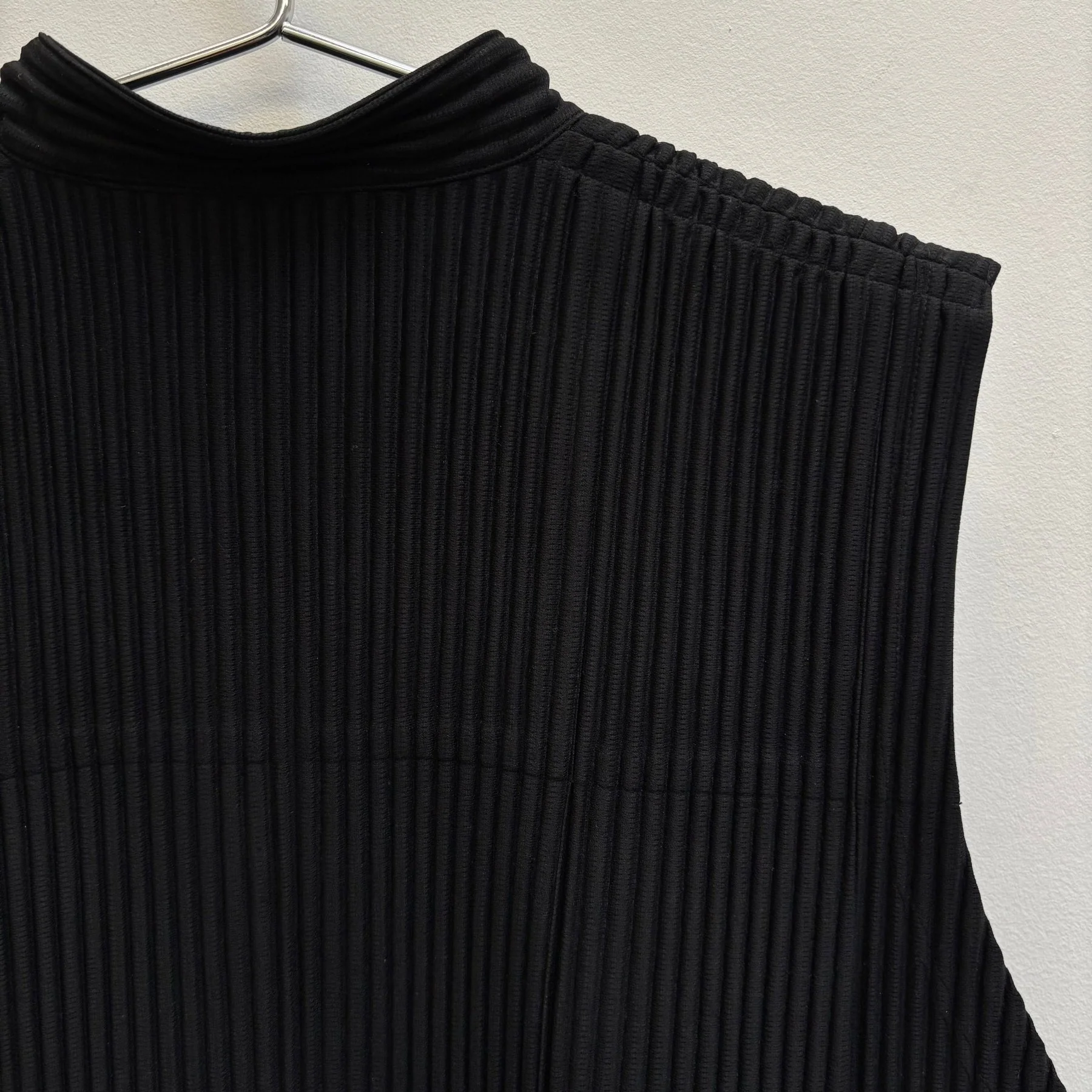 Issey Miyake Homme Plisse Pleated Vest - Image 6