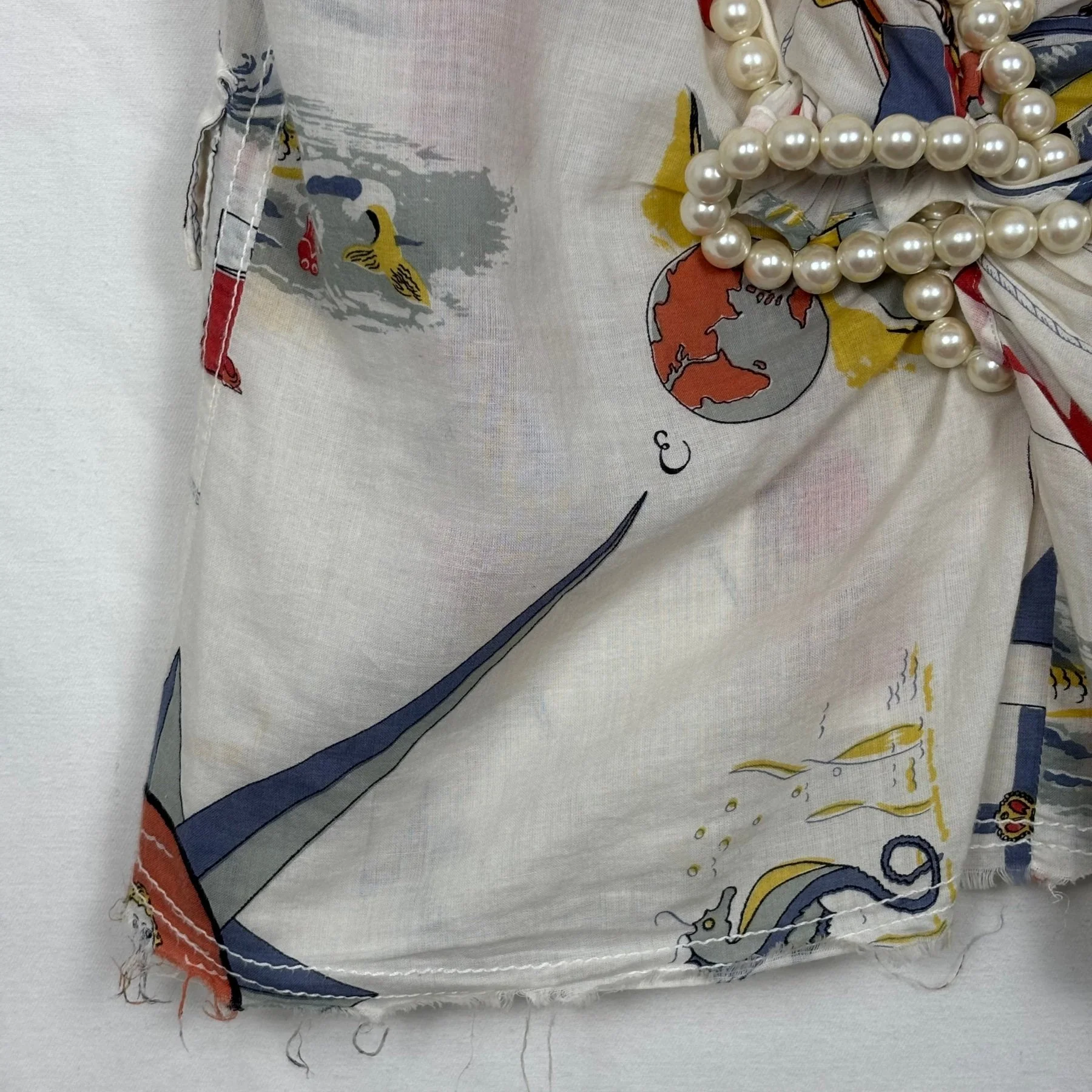 FW03 Junya Watanabe Pearl V-Neck Patterned Tank Top - Image 5