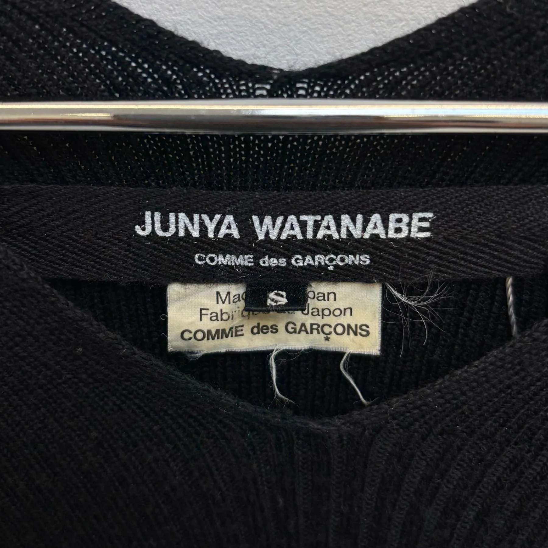 Junya Watanabe Ribbed V-Neck Shirt - Image 11