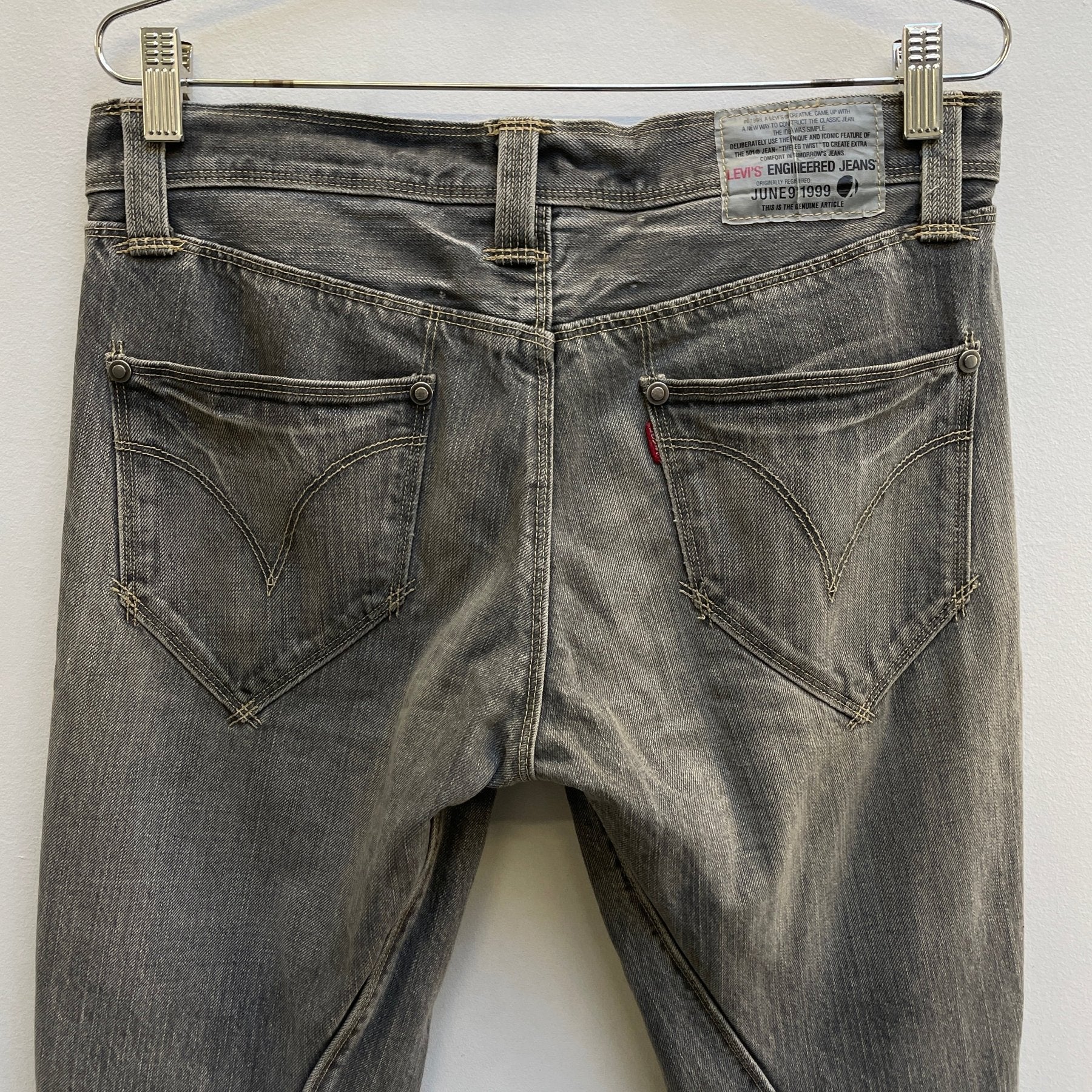 Levi’s Engineered Faded Slim Fit Jeans - Image 7