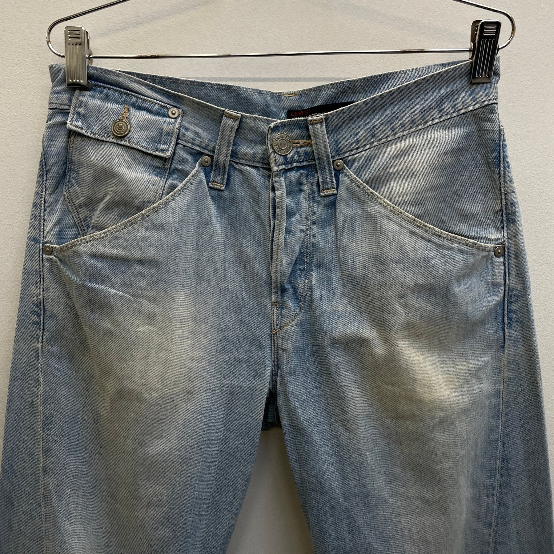 00s Levi’s Lightwash Engineered Jeans - Image 3