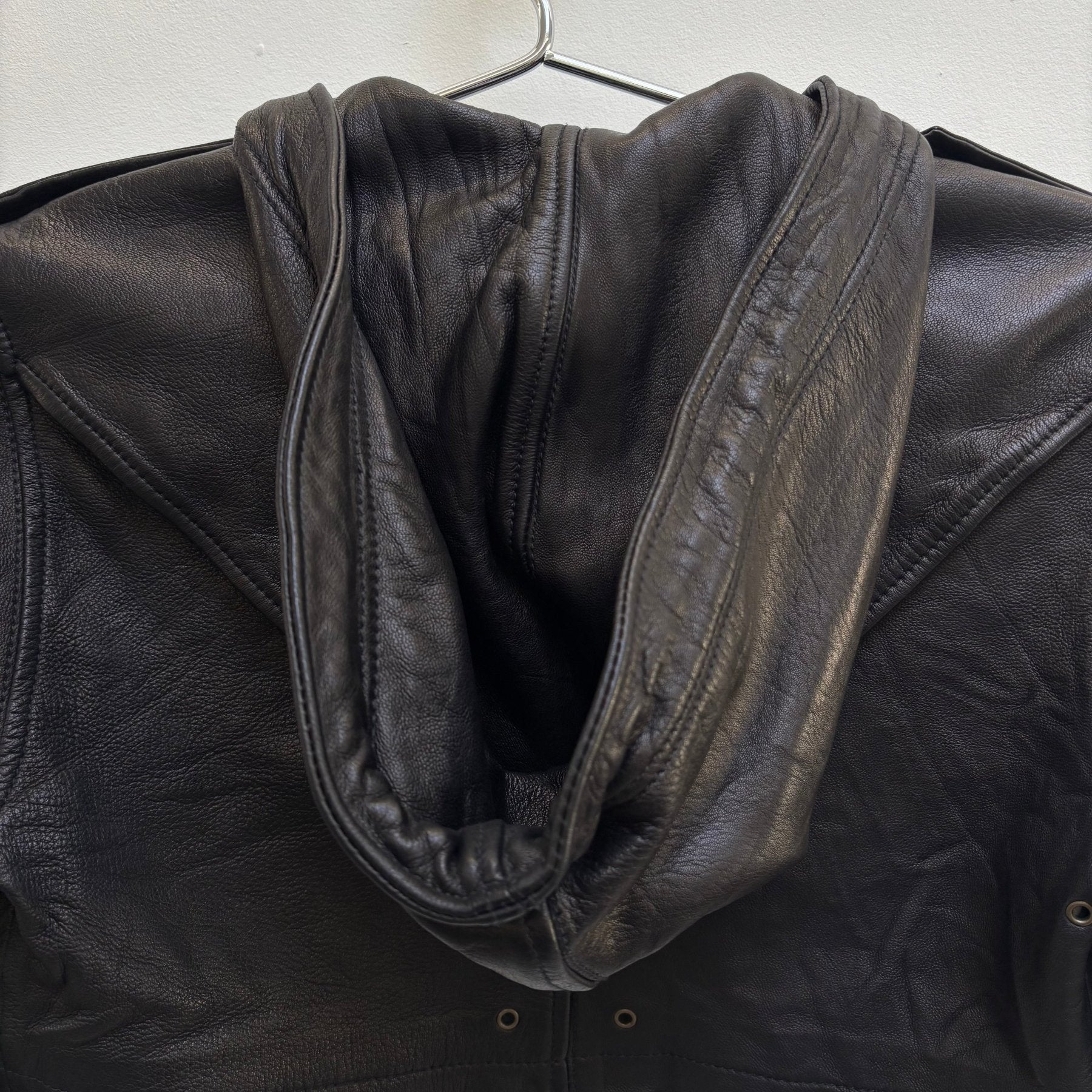 Mike & Chris Cropped Leather Jacket - Image 6