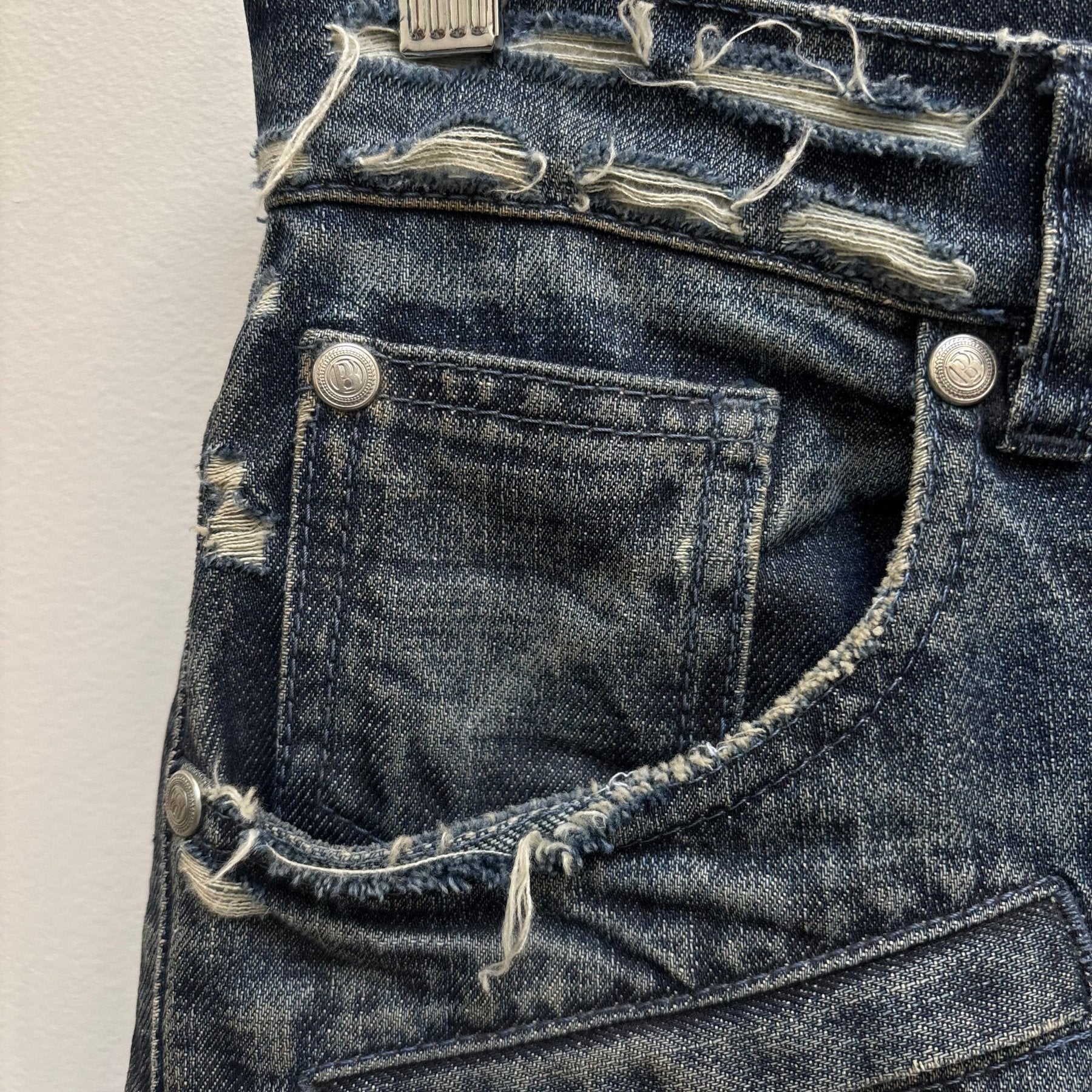 Pierre Balmain Distressed Jeans - Image 8