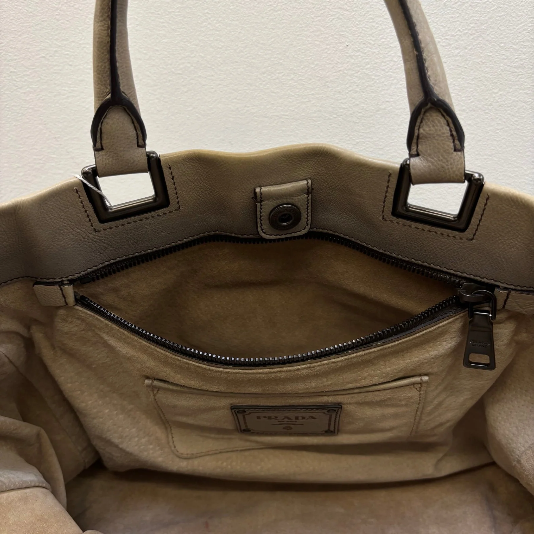 Prada Gradient Leather Shoulder Bag - Image 18