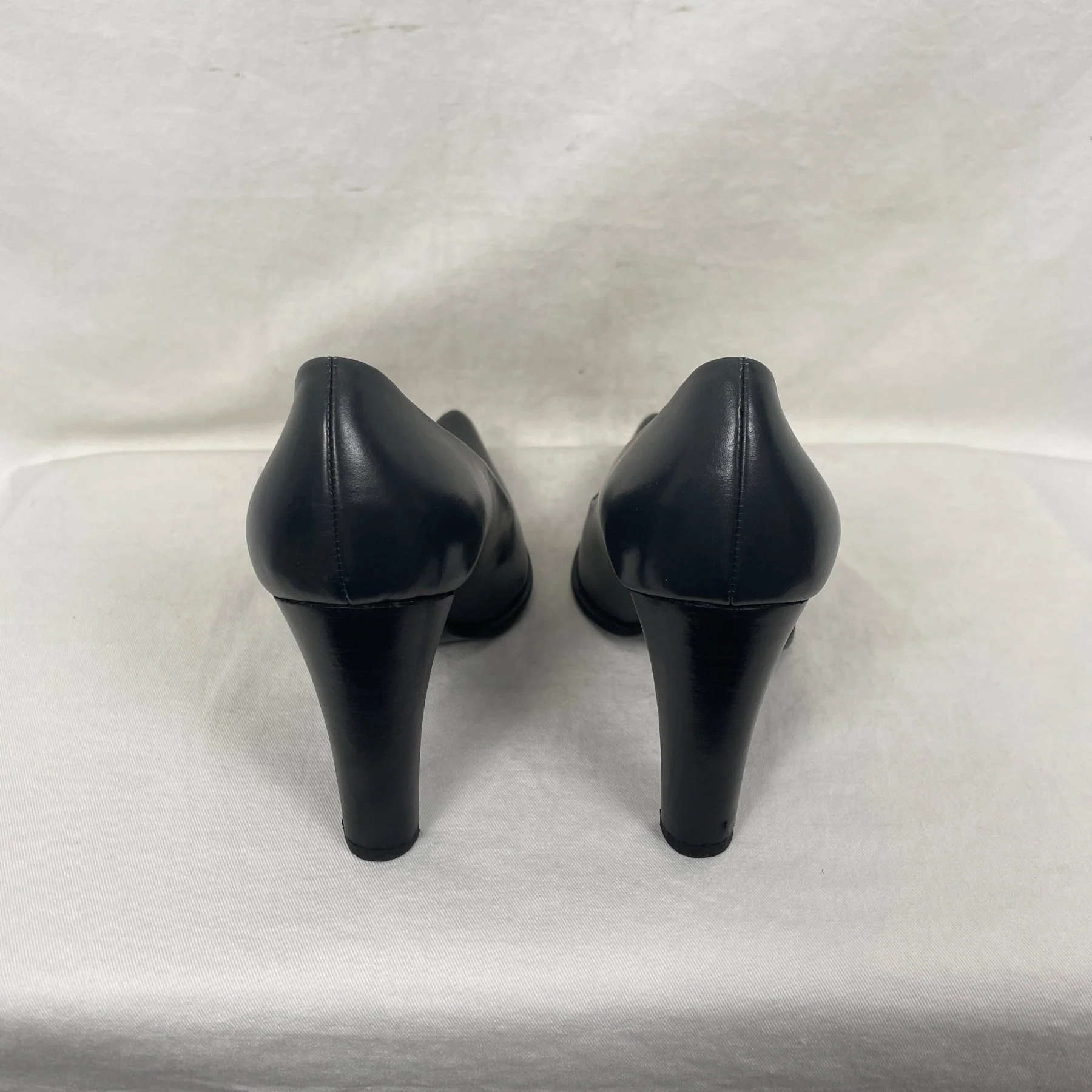 Prada High Heel Pumps - Image 4