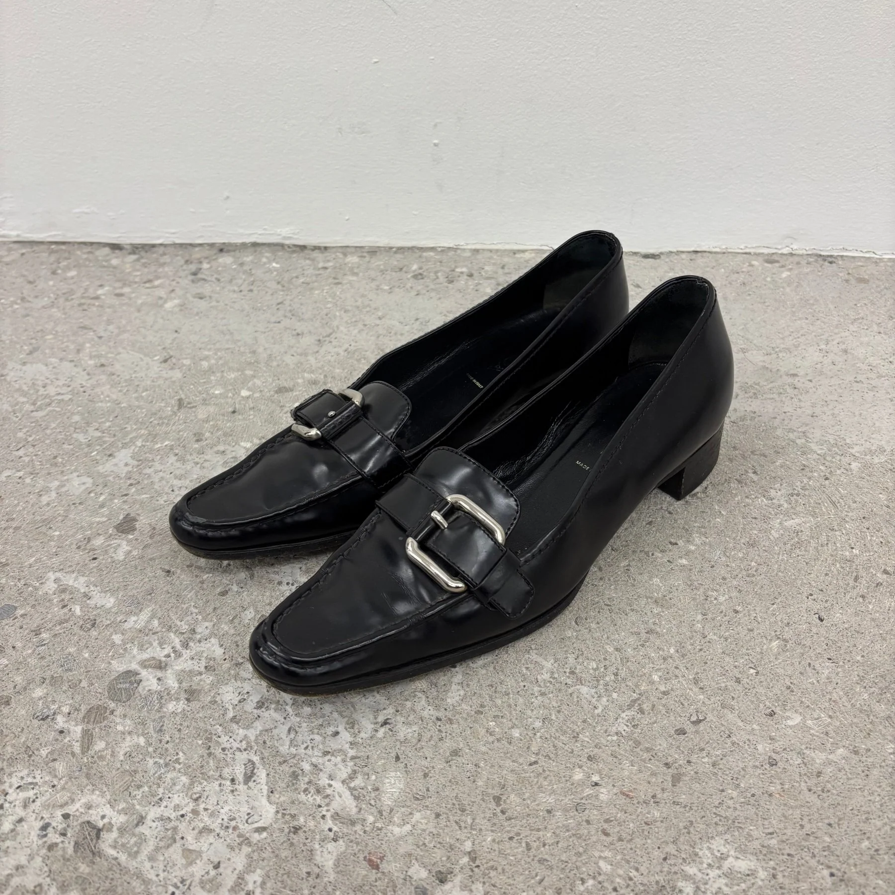 Prada Pointed Leather Heeled Loafers - Image 2