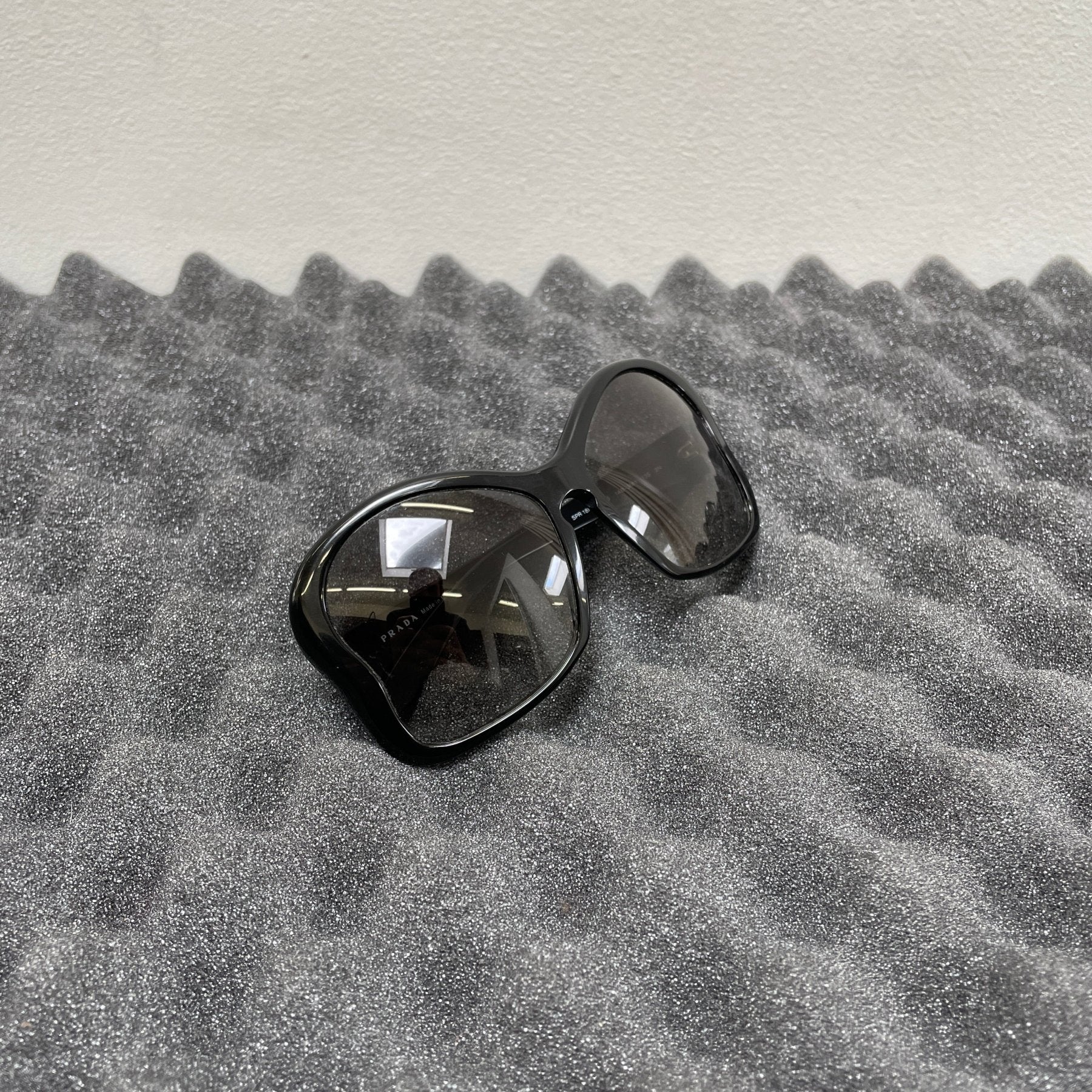 Prada SPR18I Butterfly Frame Black Sunglasses - Image 8