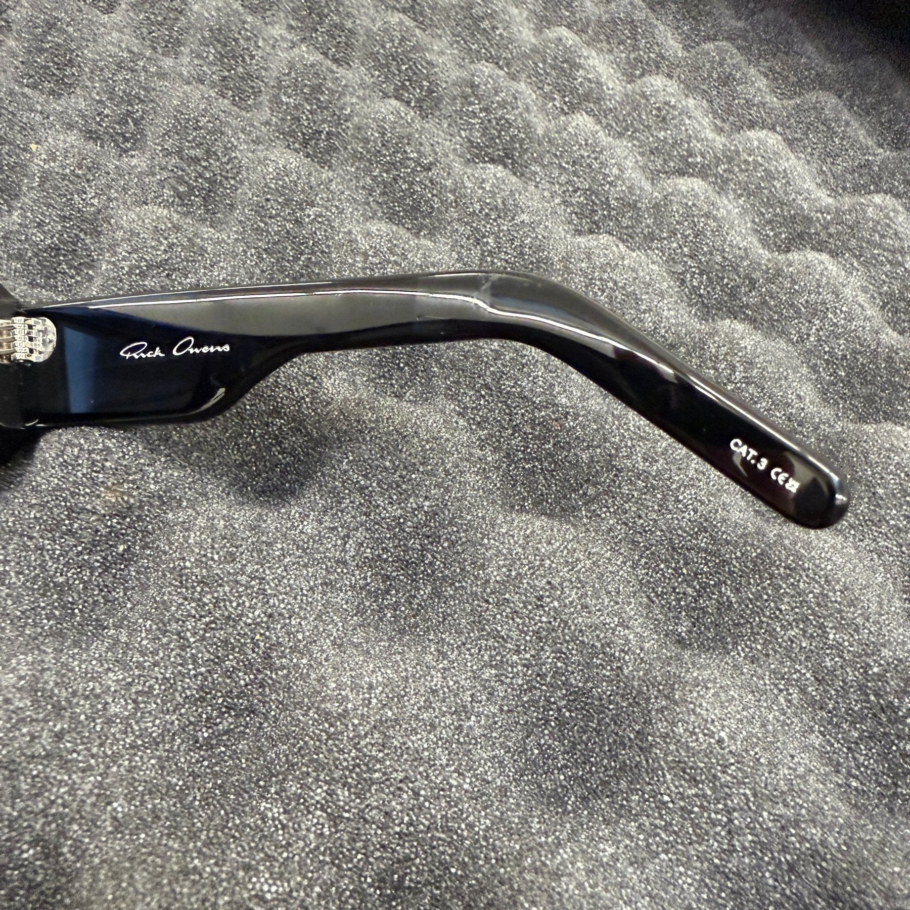 Rick Owens Geth Sunglasses Black/Black - Image 6