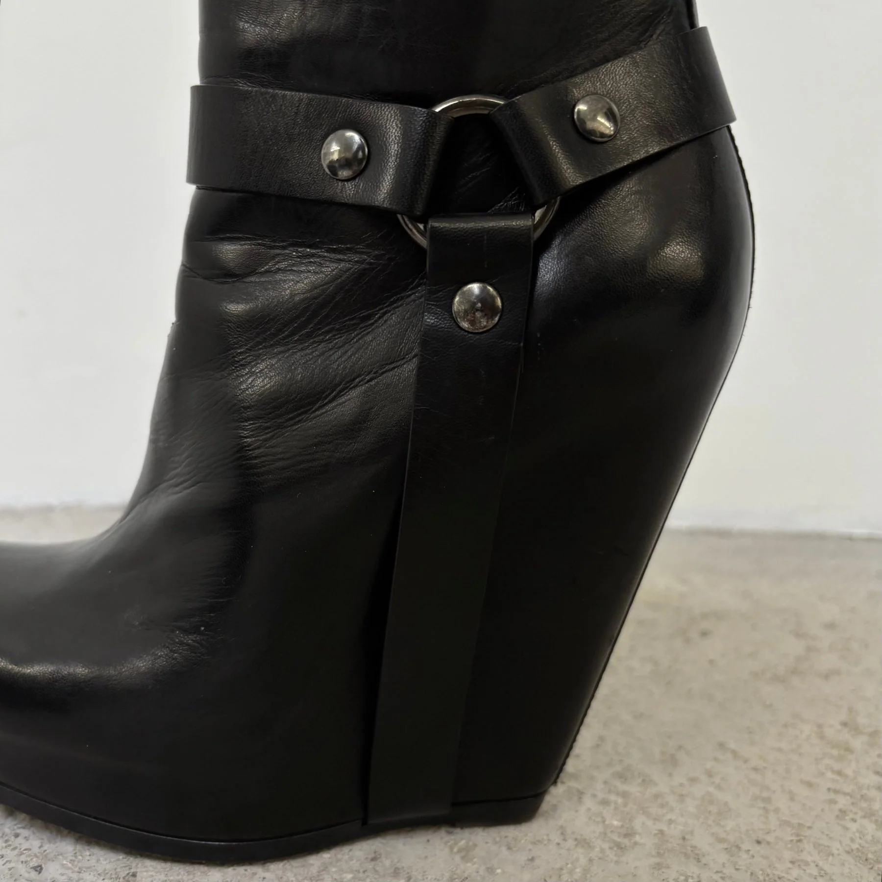 Rick Owens Wedged Buckle Heels - Image 6