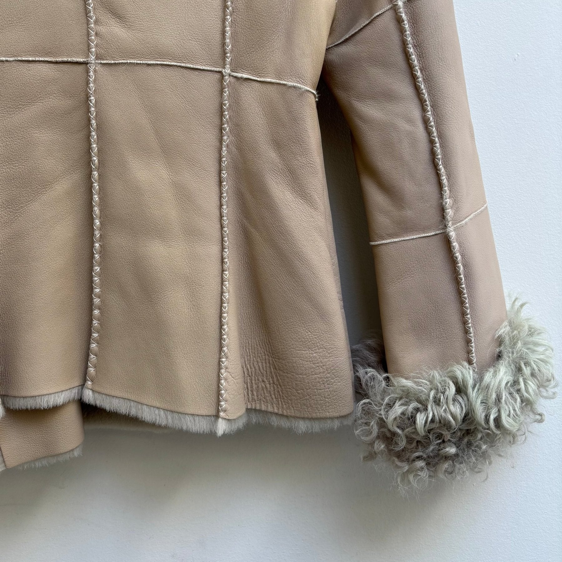 Ritsuko Shirahama Sheepskin Jacket - Image 9