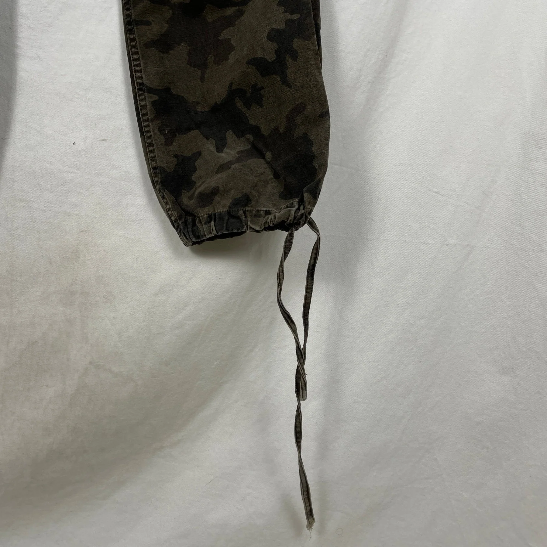 Shellac Camouflage Parachute Pants - Image 5