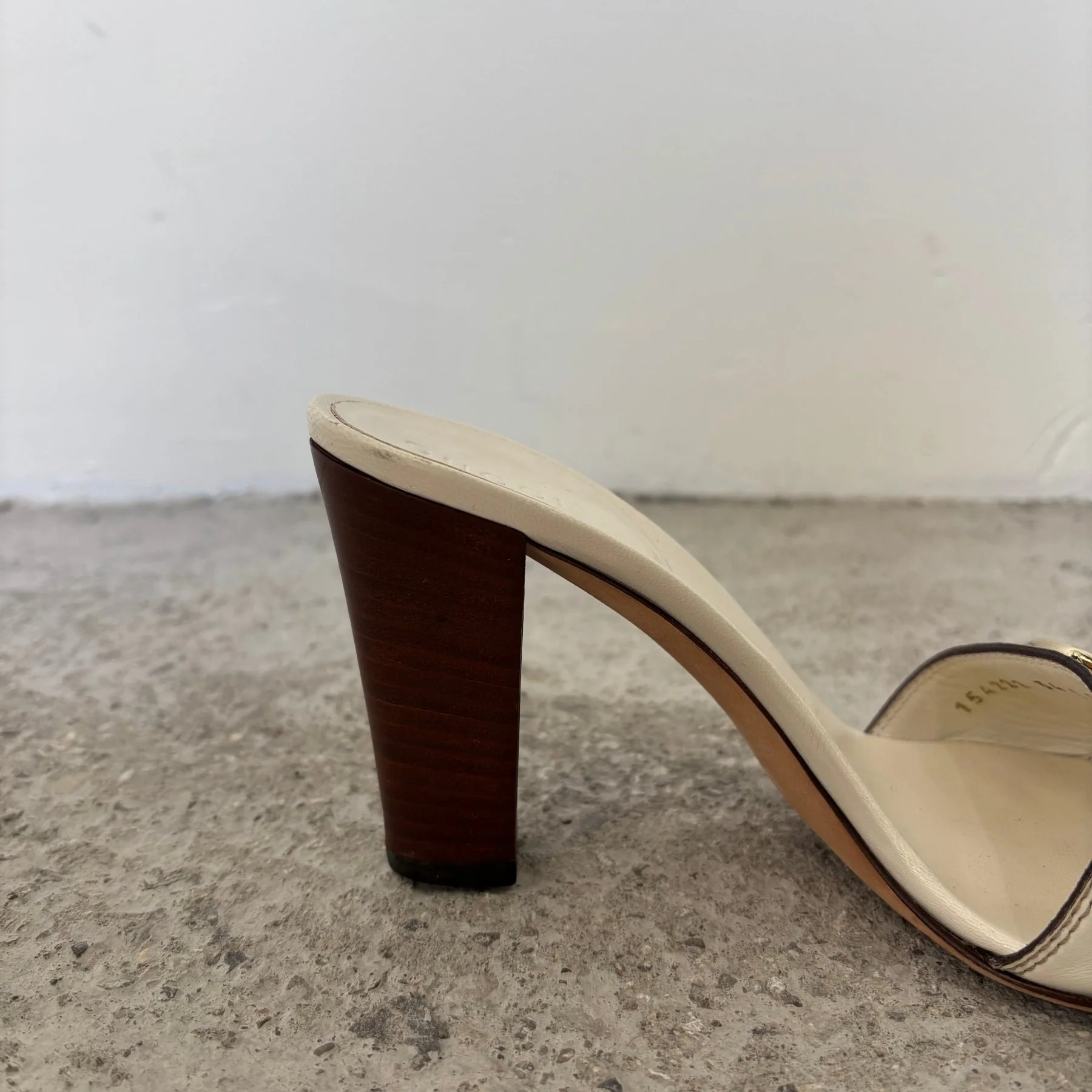 SS02 Gucci By Tom Ford Bamboo Horse Bit Leather Sandal Heels - Image 6