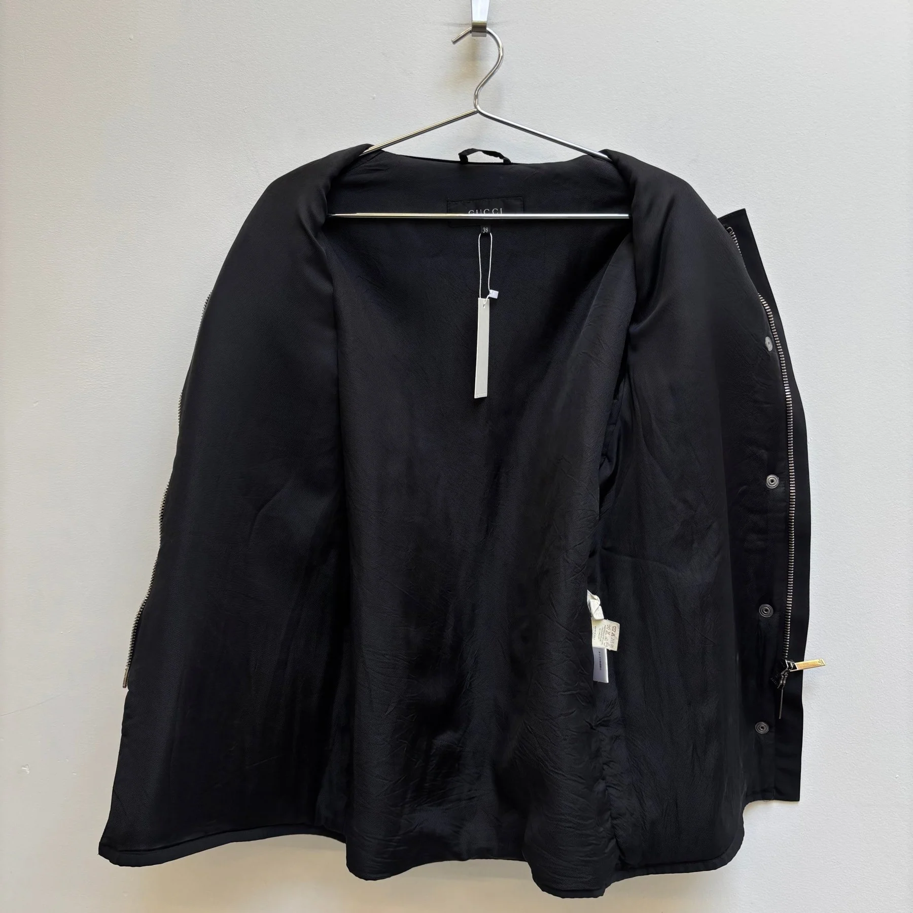 SS02 Gucci by Tom Ford Multi Pocket Imperial Jacket - Image 12