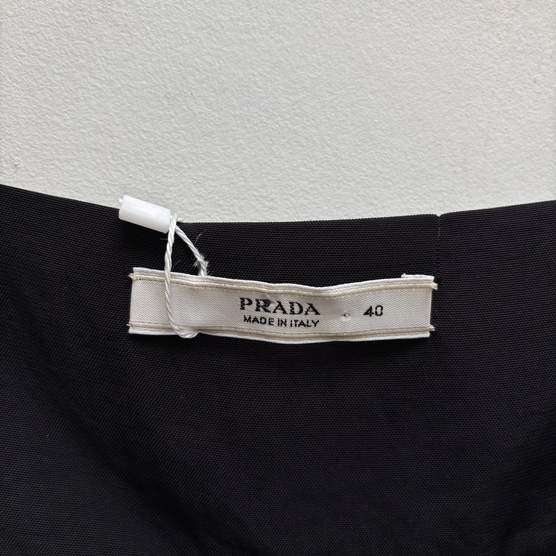 SS07 Prada Bow Front Tank Top - Image 10