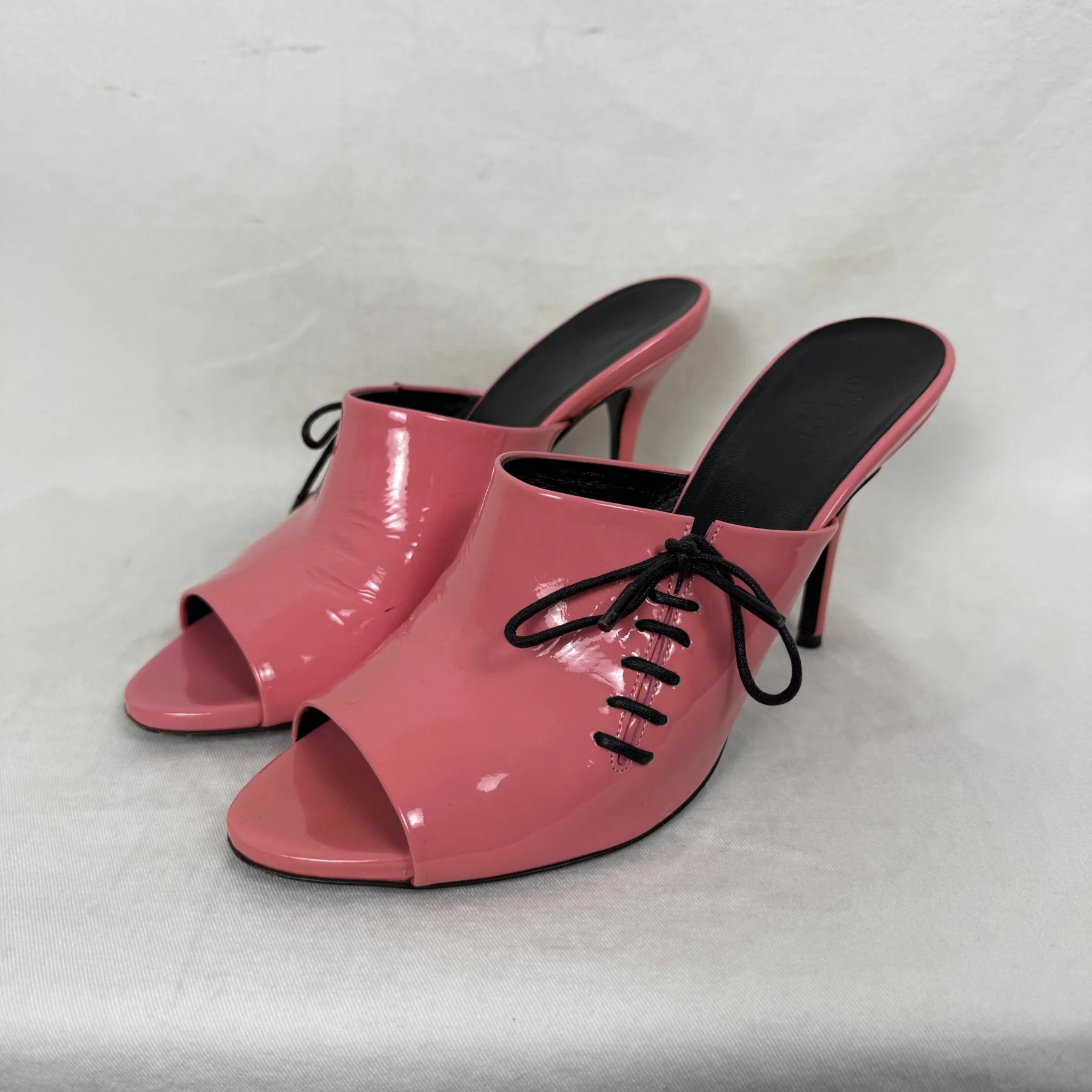 SS08 Gucci Patent Leather Mules - Image 3