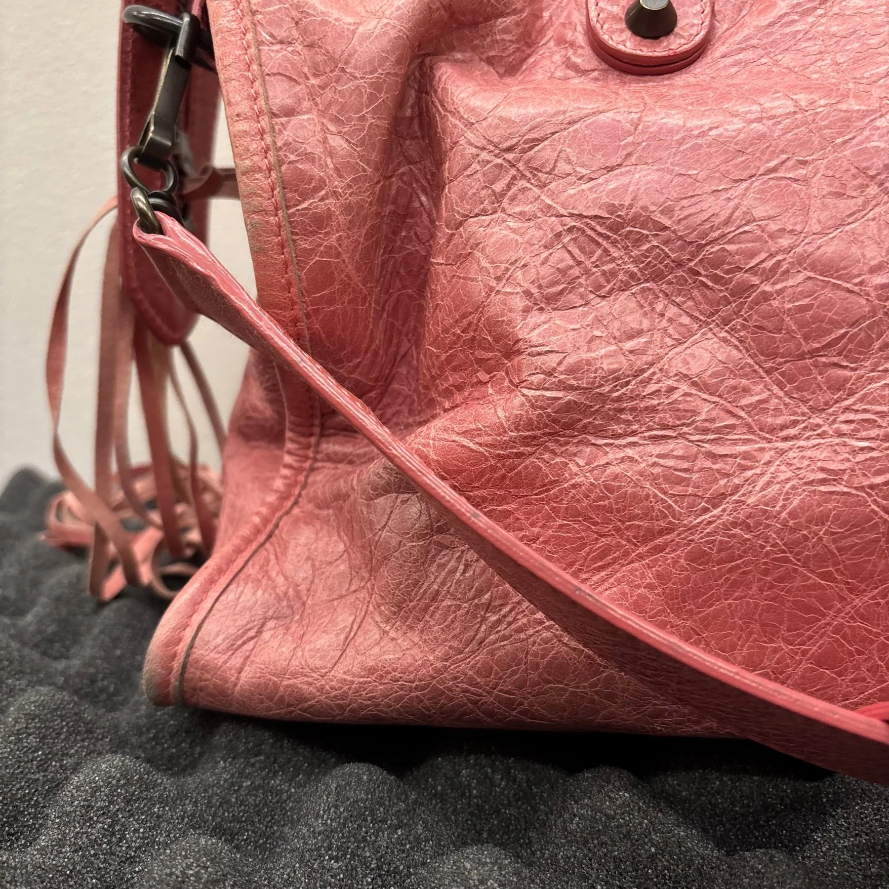 SS09 Balenciaga Pink City Leather Bag - Image 11