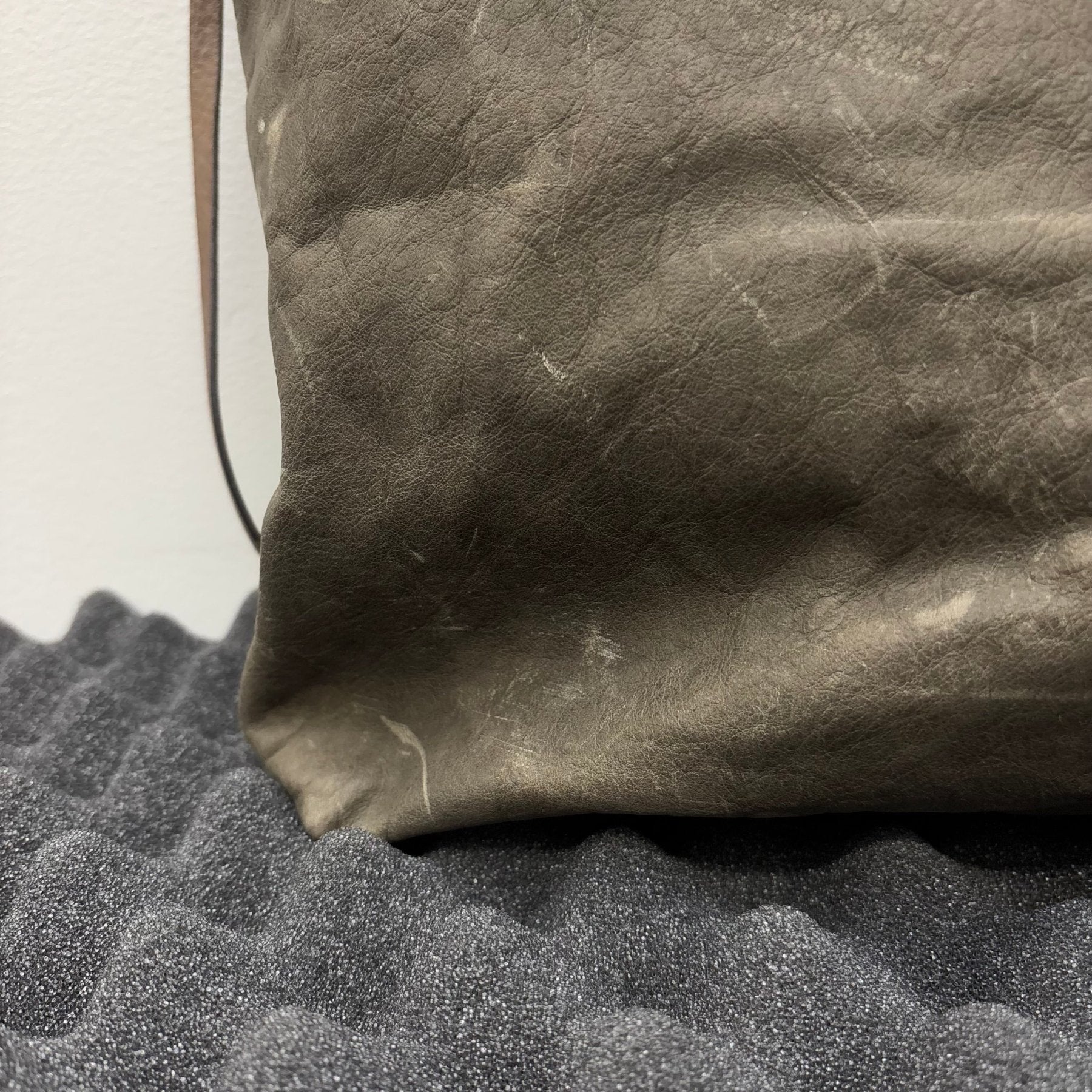 SS09 Rick Owens Leather Crossbody Bag - Image 8