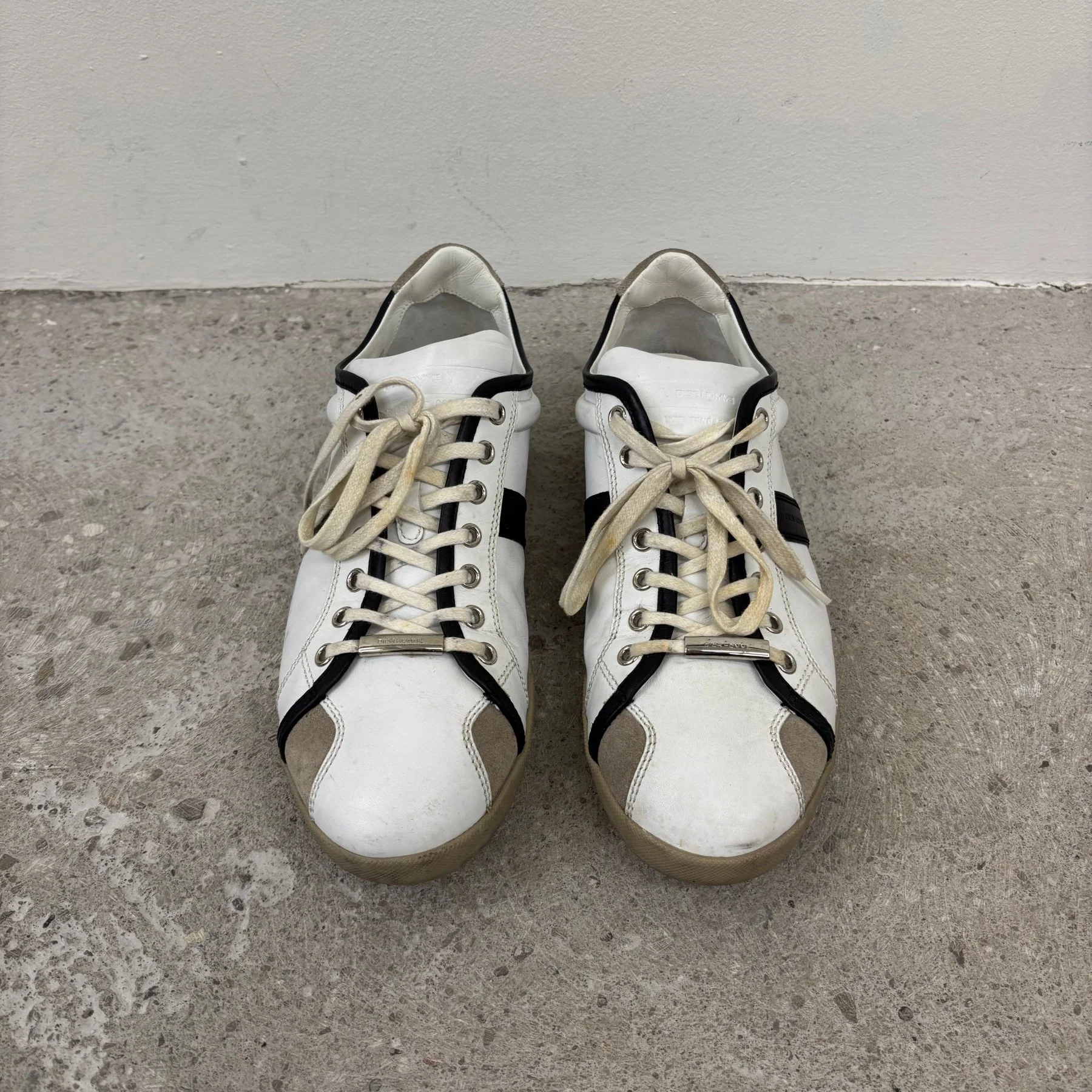 SS11 Dior Homme B18 Low Top Leather Sneakers - Image 3