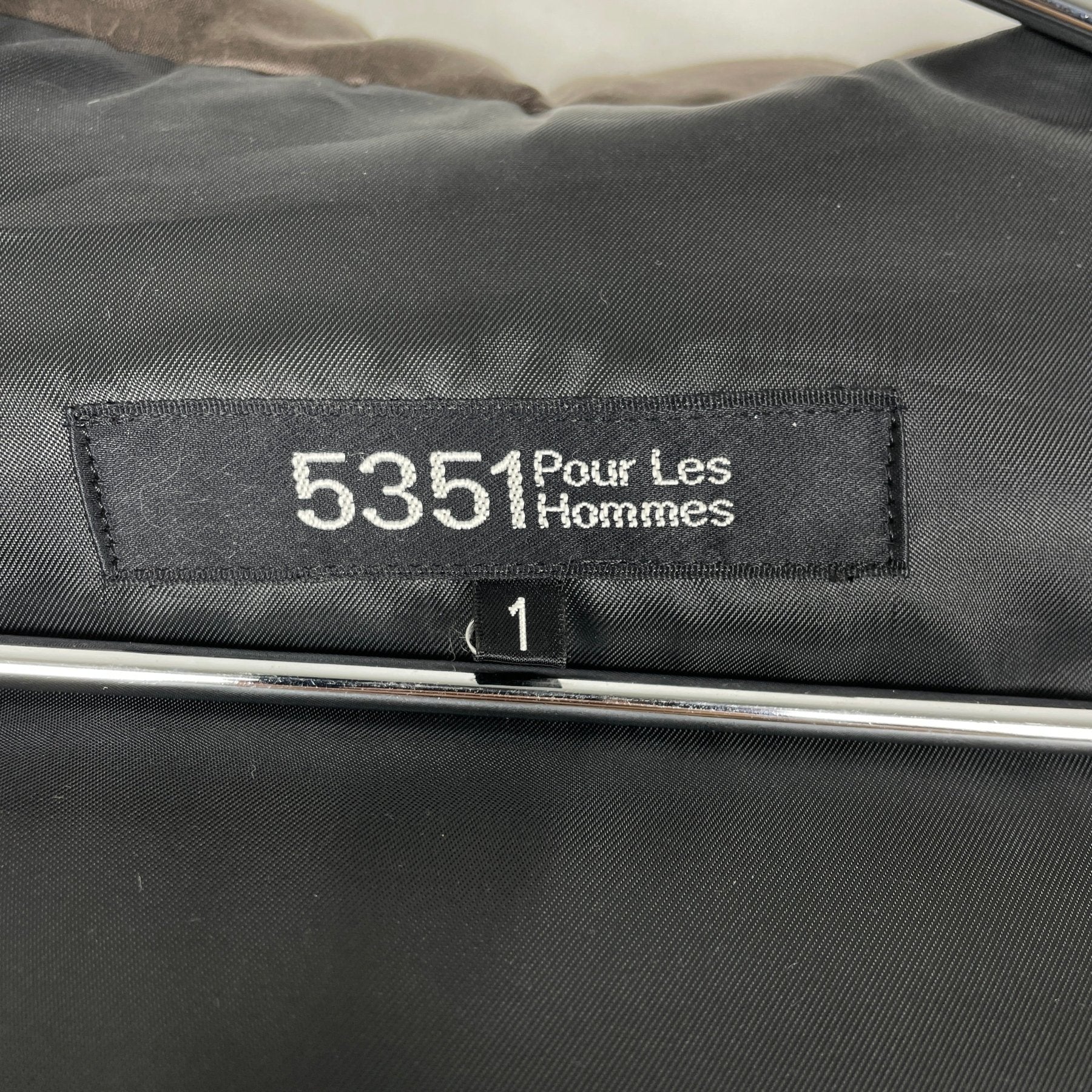 5351 Pour Les Hommes Rabbit Fur Cropped Jacket - Image 7