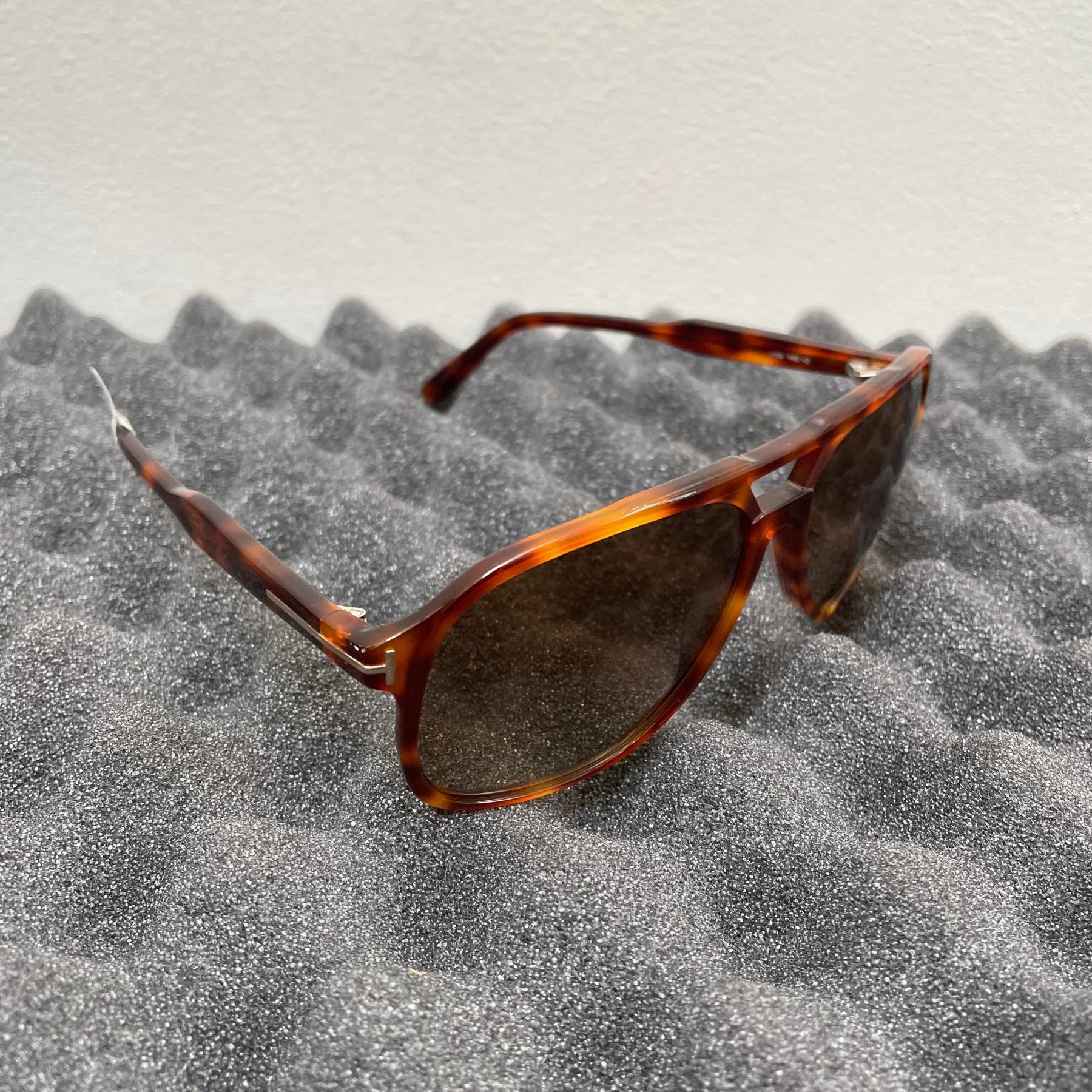Tom Ford Tortoise Shell Aviator Sunglasses - Image 2