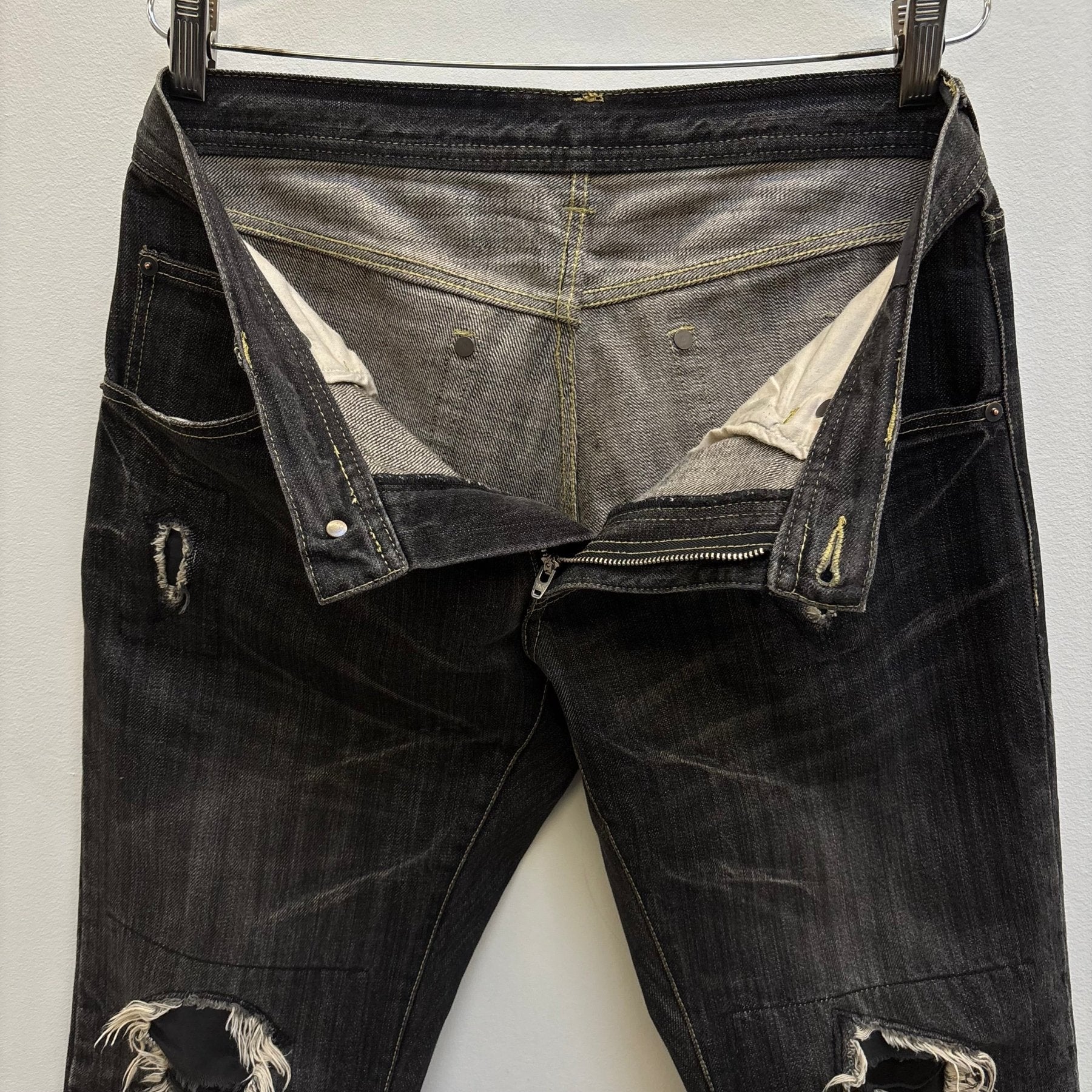 Tête Homme Acid Wash Distressed Denim Jeans - Image 13