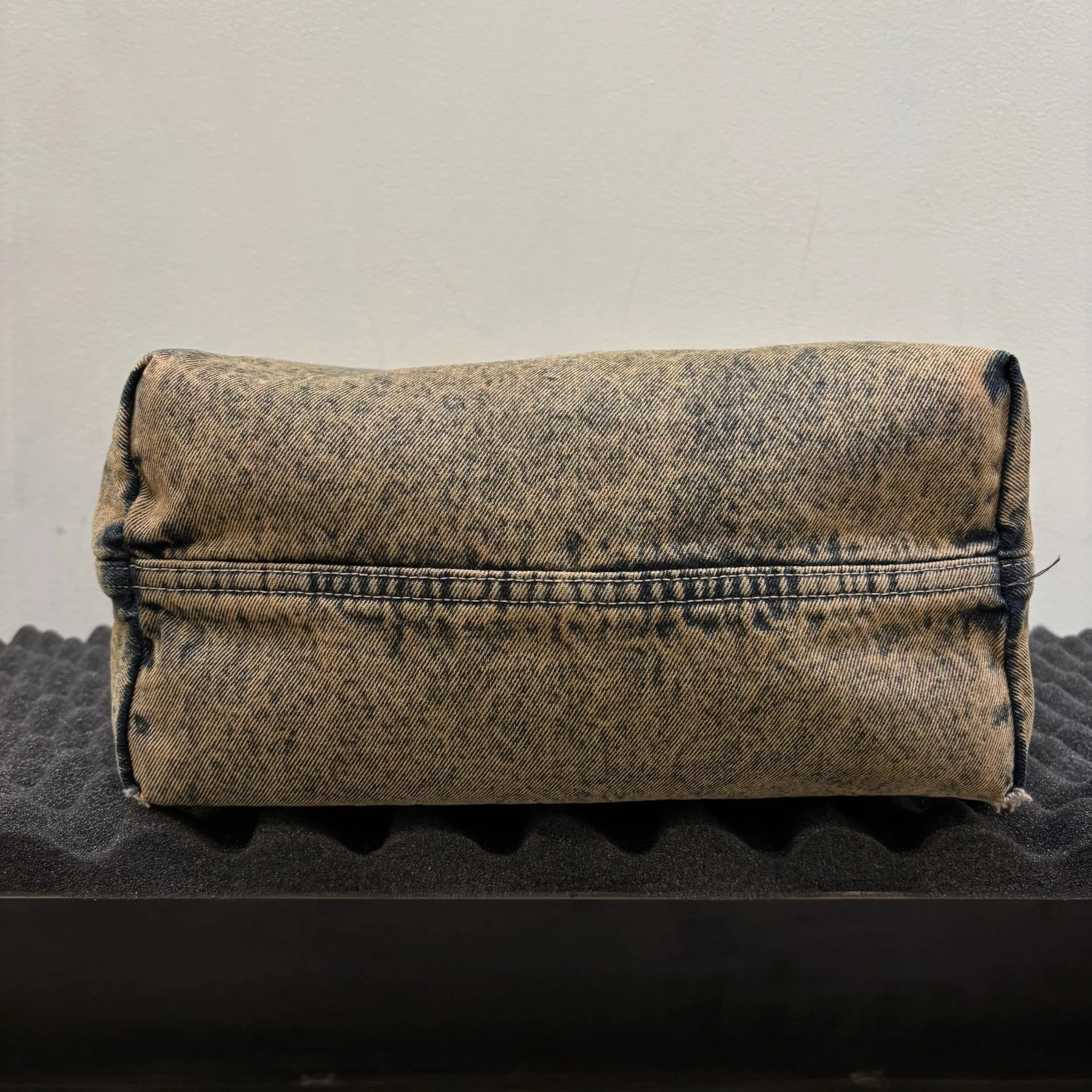 Y/Project Paris’ Best Distressed Denim Tote Bag - Image 13