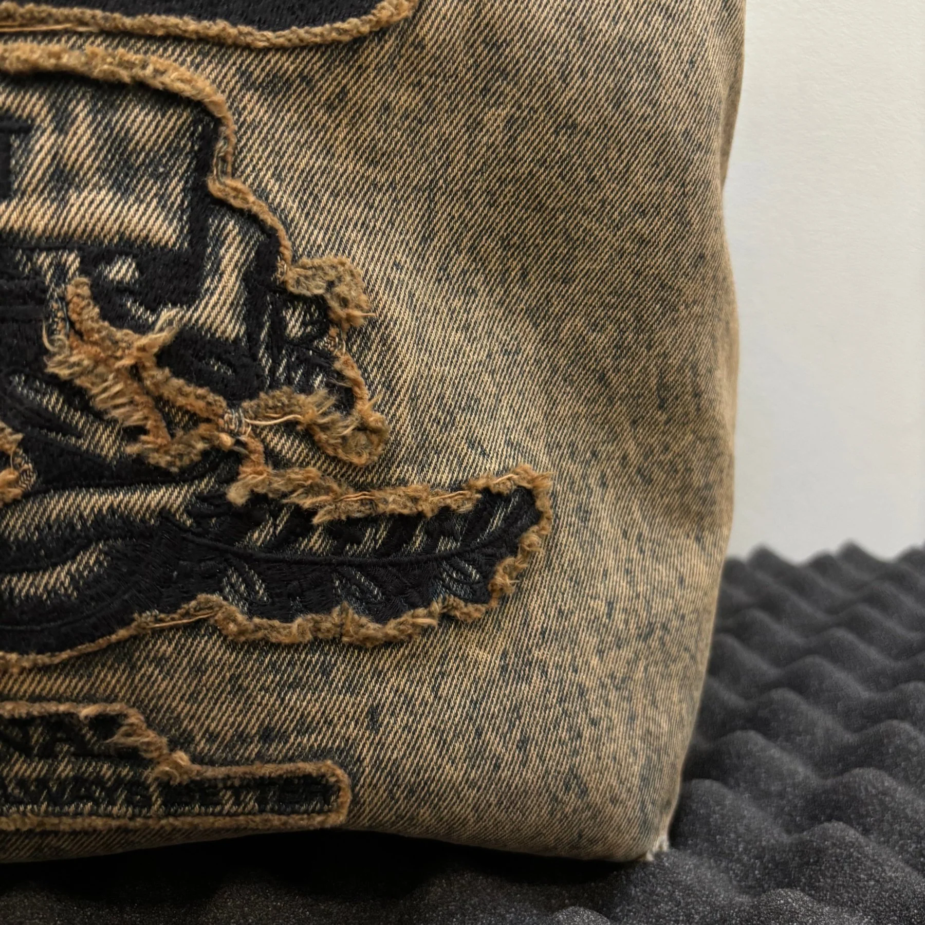 Y/Project Paris’ Best Distressed Denim Tote Bag - Image 6