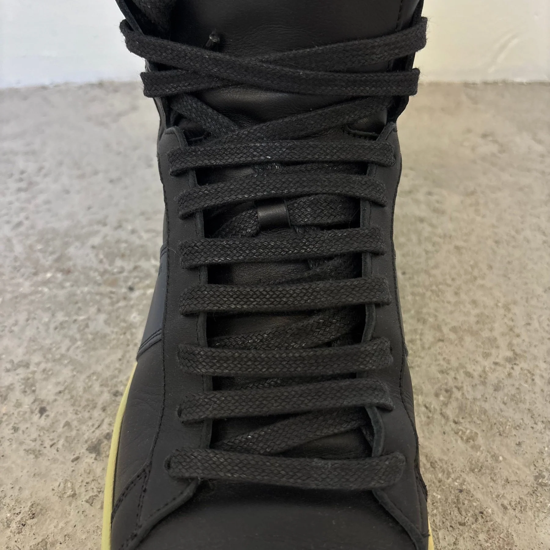 Yves Saint Laurent High-Top Leather Sneakers - Image 8